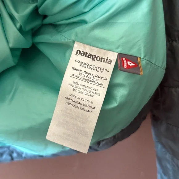 Patagonia Pullover Quilted Hoodie Jacket - Picture 4 of 7